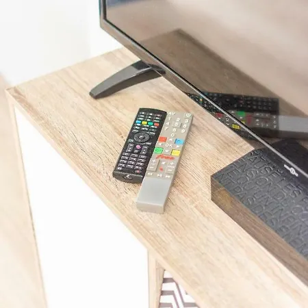 La Douce Angevine Apartment *