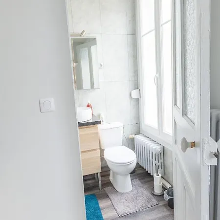 La Douce Angevine Apartment *